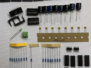 Bauteile für die Bestückung der Platine "8fach MP3 502"