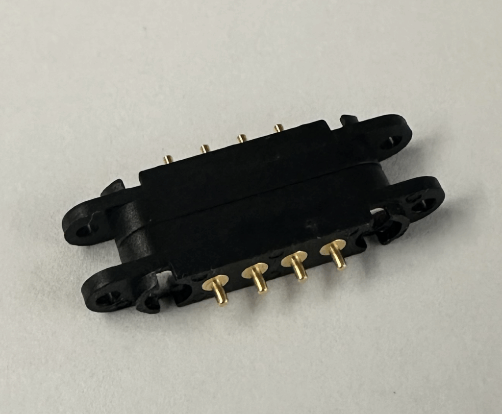 Magnetischer pogo pin connector 4P